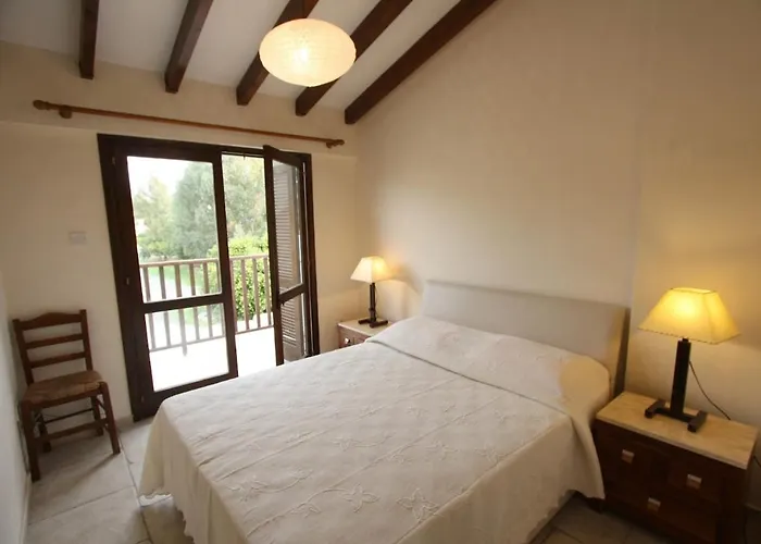 The Bay Semesterbostad Pissouri